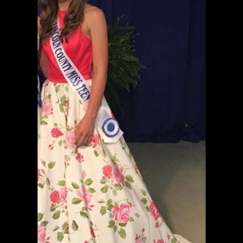 Floral Sherri Hill formal